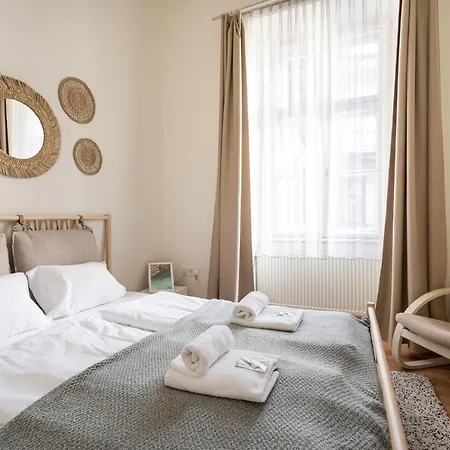 Apartment Goldenfeet Budapest