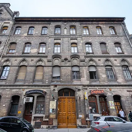 Apartament Goldenfeet *